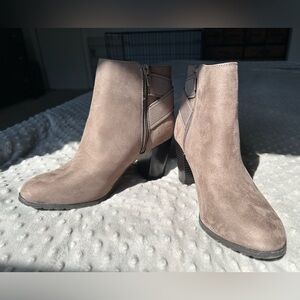 Almost Never Worn Booties